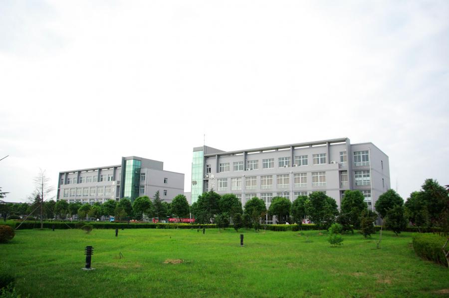 教学楼2.jpg